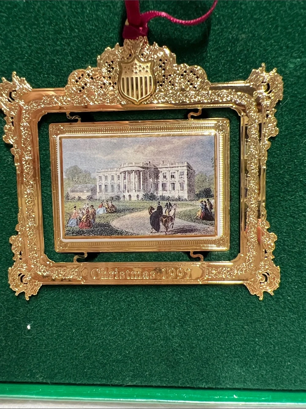 Gold Frame White House Ornament - Unbranded 1997 Vtg collection